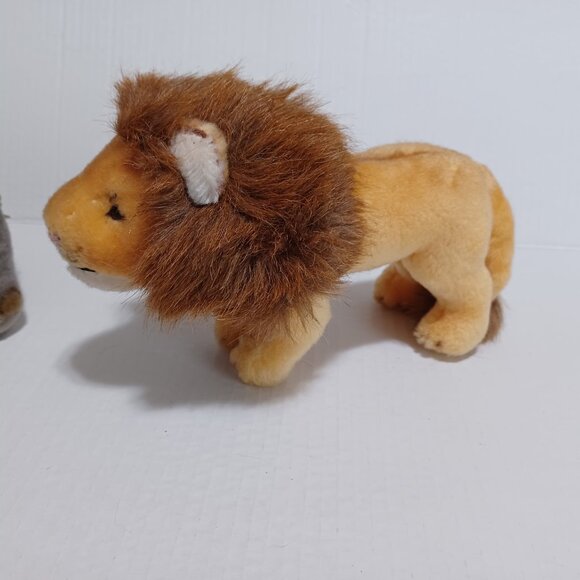 Vintage Mary Meyer Stuffed Animal Kangaroo Lion Hippo Rhino Vermont Toys - Picture 3 of 9